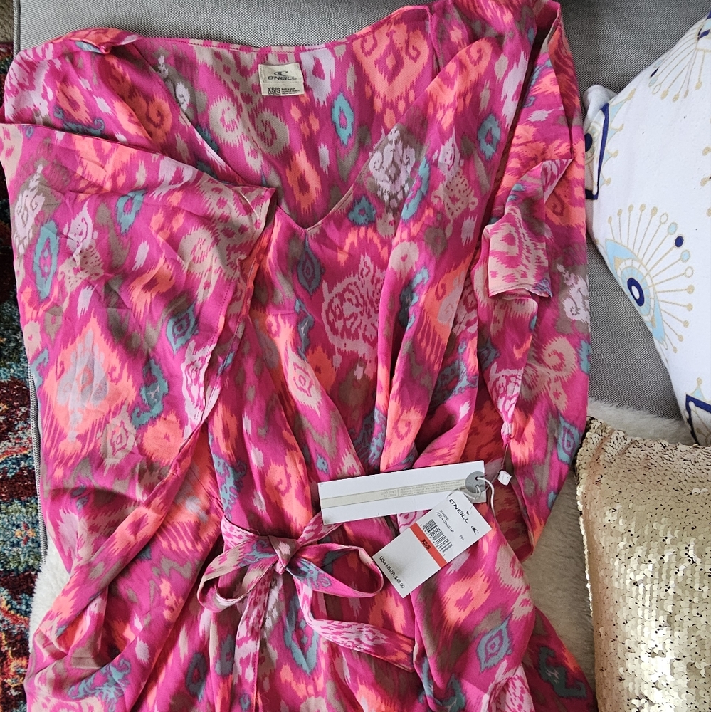 NWT: Boho Babe, O'Neill Ikat Print Short Caftan Cover Up